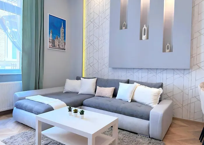 Apartamento Lovely 3-bedroom In Downtown With Modern Design And Ac *