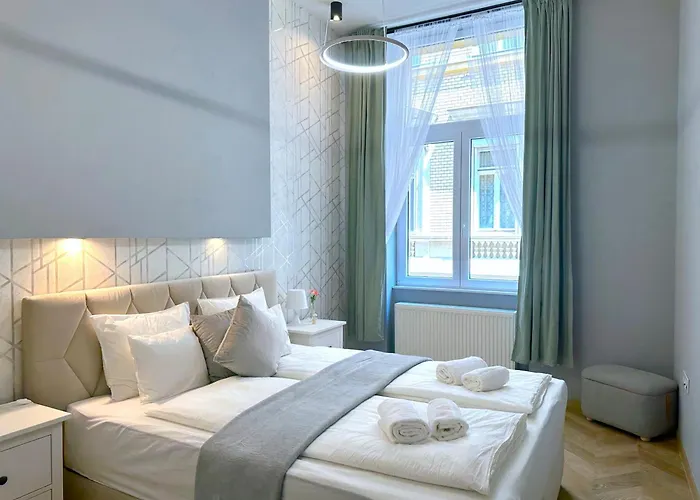 Lovely 3-bedroom In Downtown With Modern Design And Ac Budapeste