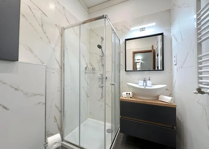Lovely 3-bedroom In Downtown With Modern Design And Ac Apartamento *